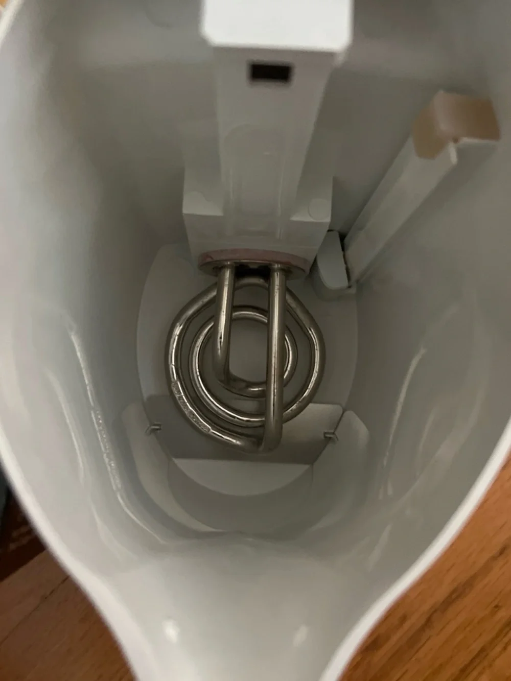 MR. COFFEE White Electric Kettle
